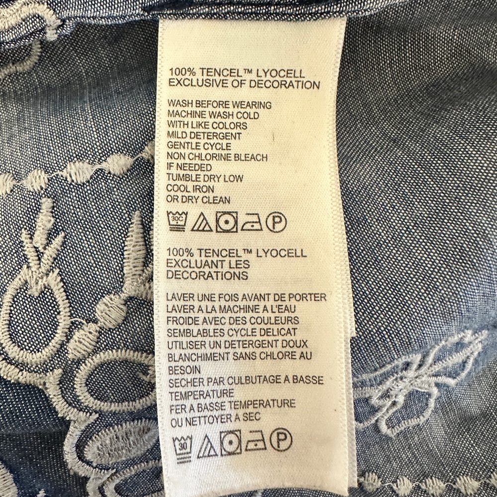 Tommy Bahama‎ Dress - Chambray / Denim Sundress, Asymmetrical Hem w/Embroidery. - Picture 8 of 11